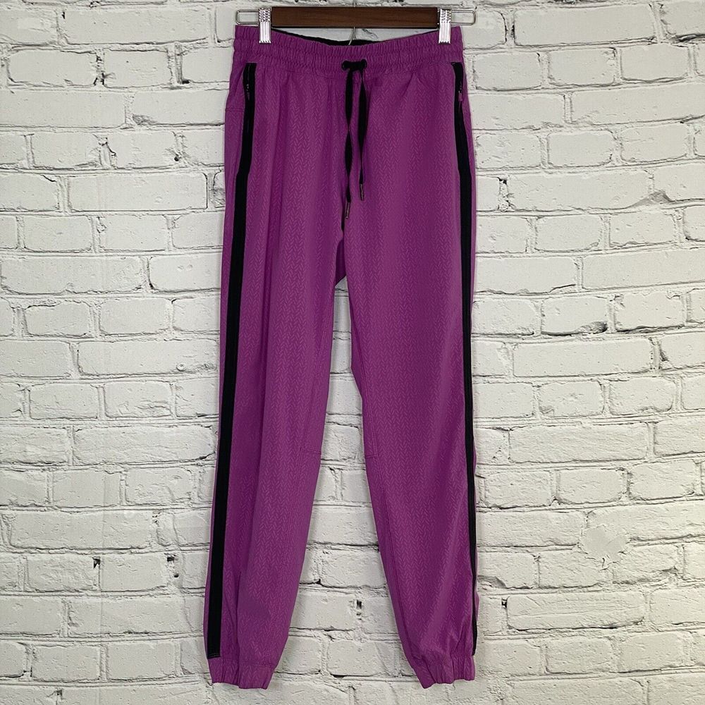 LULULEMON Track To Reality Pant III Size 4 Violet Lined Swift Ultra Coolmax